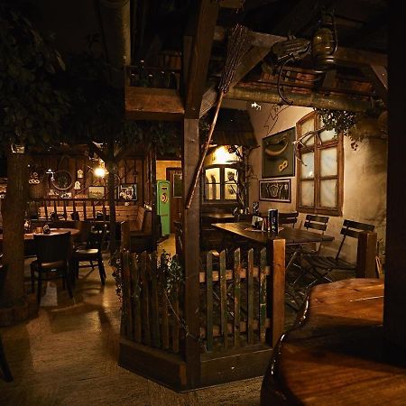 Pension Ruessel-Pub Sangerhausen Ngoại thất bức ảnh